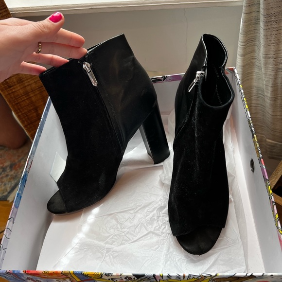 Sam Edelman booties!! Size 9.5 - Picture 3 of 5